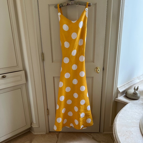 ELLEN TRACY CROSS BACK SUNDRESS-YELLOW POLKA DOTS WITH WHITE BUTTONS-Size 12 - Picture 1 of 10